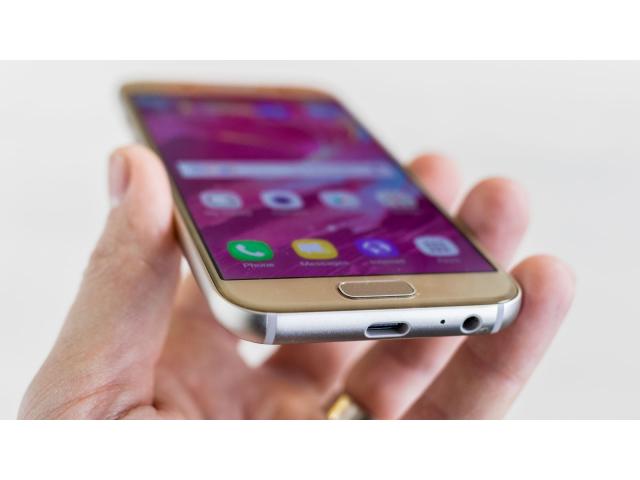 Photo Samsung Galaxy A3 2017 image 1/1