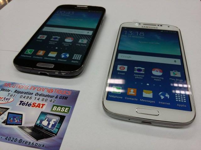 Photo Samsung Galaxy S4 Noir ou Blanc d'occasion image 1/5