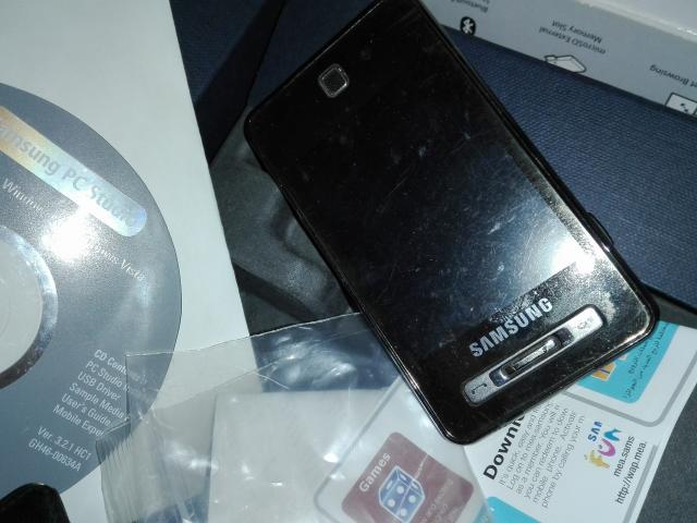 Photo Samsung SGH-F480 affichage casse image 1/3