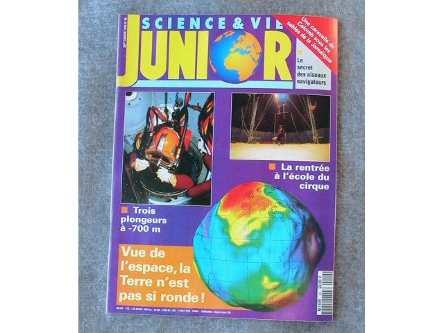 science et vie junior N° 40 : vue de l'espace, la terre n'est pas si ronde ! -