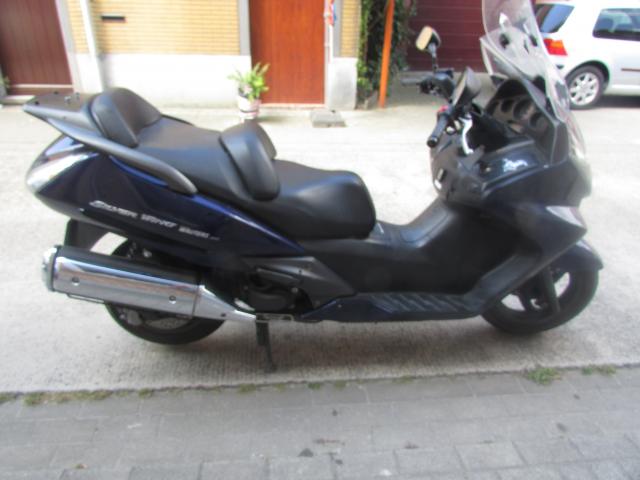 scooter silverwing 400
