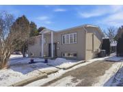 Annonce Secteur recherché - Cour privée - 6 chambres - Boucherville (Quebec)