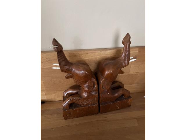 Serre livres éléphants en bois