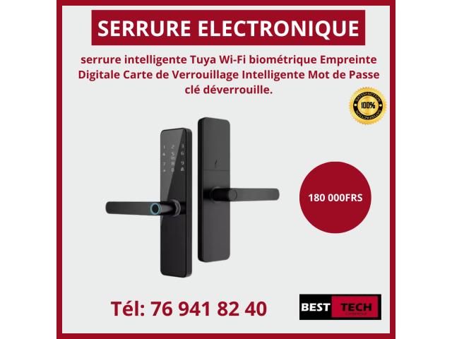 Photo SERRURE INTELLIGENTE AVEC OU SANS CAMERA  DISPONIBLE image 1/3