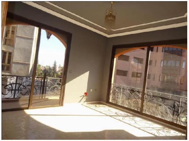Spacieux Appartement avec terrasse Hivernage