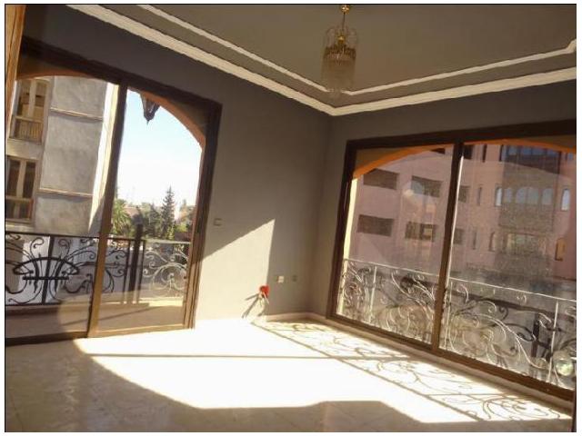 Spacieux Appartement avec terrasse hivernage