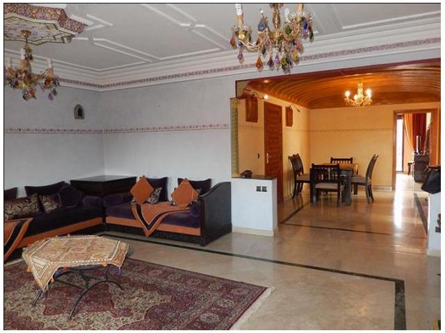 Spacieux et bel appartement meublé