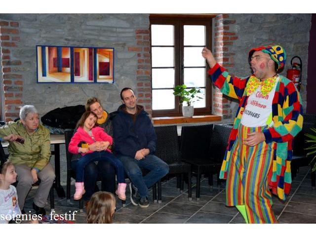 Photo Spectacle de clown, artiste de rue, mime, échassier, faux serveur, automate, image 1/6