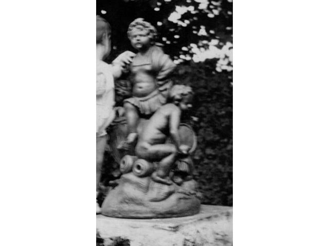 Photo ⚠️ Statue de jardin volée à Basècles image 1/1