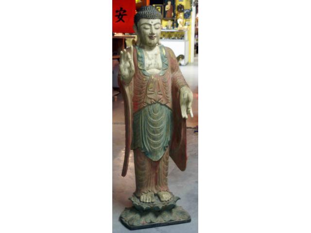 Statue de Bouddha debout en bois peint - H: 100 cm