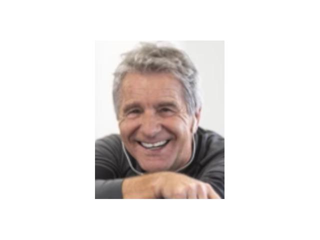 Stéphane, voyant intuitif 0903/10.477 (1,50€/min)