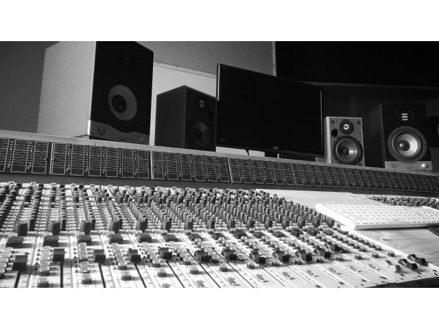 Studio d'enregistrement, de mixage et de mastering en ligne