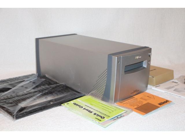 Super CoolScan 9000 ED Film Scanner + Film Holders FH-869GR FH-835S FH-8G1