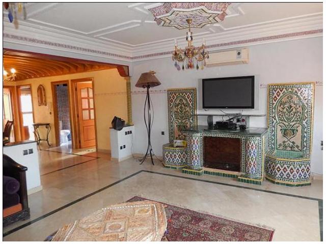 Superbe appartement meublé avec grande terrasse à l'hivernage