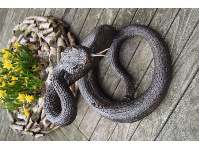 SUPERBE SERPENT A SONNETTE EN BRONZE