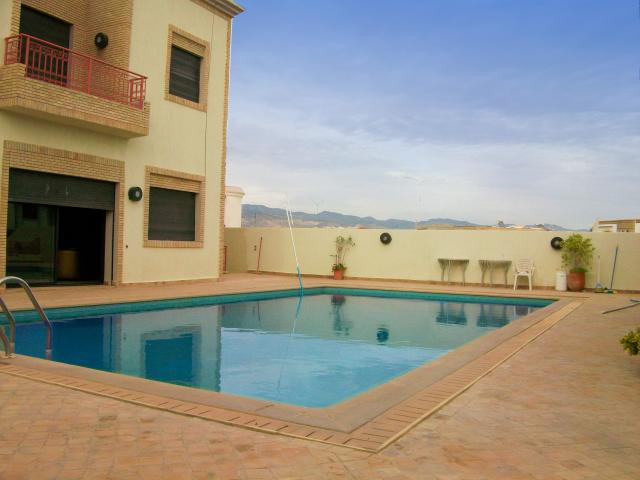 Photo superbe villa avec piscine à agadir , quartier founty image 1/5