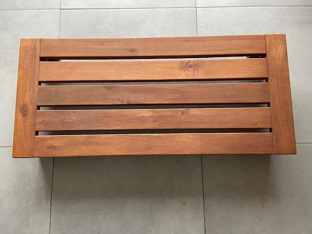 TABLE BASSE