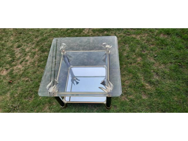 table basse composé de 3 plateaux en verre