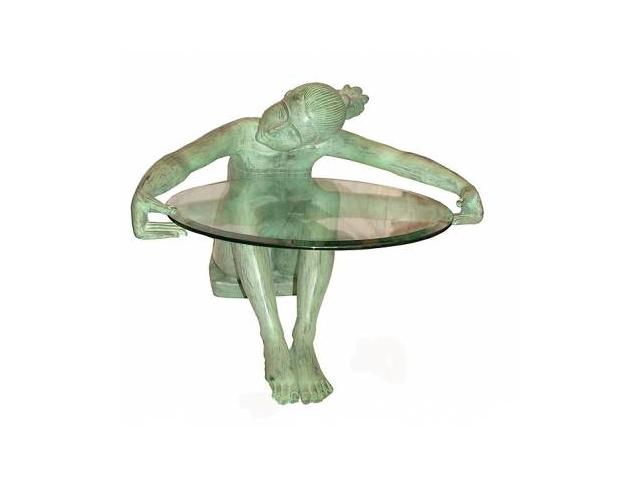Table basse de salon en bronze H. 63 x L. 73 ( Cm ) - Poids : 30 Kg