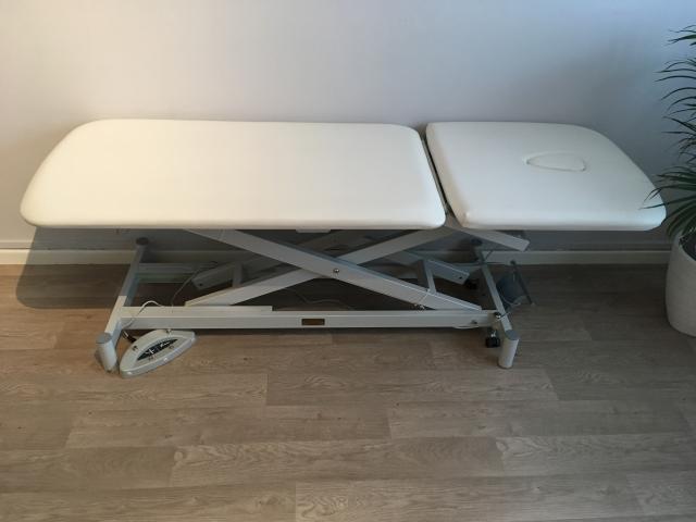 Table de massage électrique kiné/physio