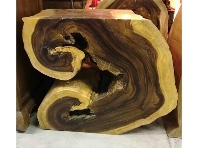 Table en bois brut - H : 69 cm