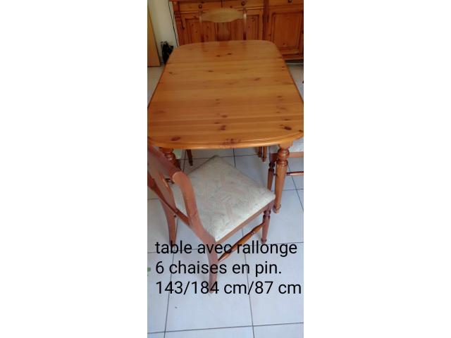 table en pin avec rallonge + 6 chaises
