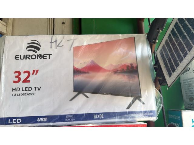 TELEVISION SOLAIRE 32" EURONET A VENDRE