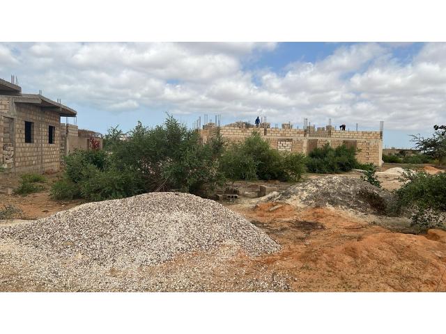 Terrain 300 mètres carrés à vendre à Malicounda Sénégal
