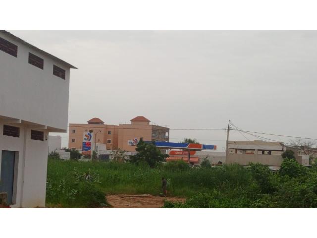 Terrain de 300 mètres carrés à vendre à Saly Sénégal