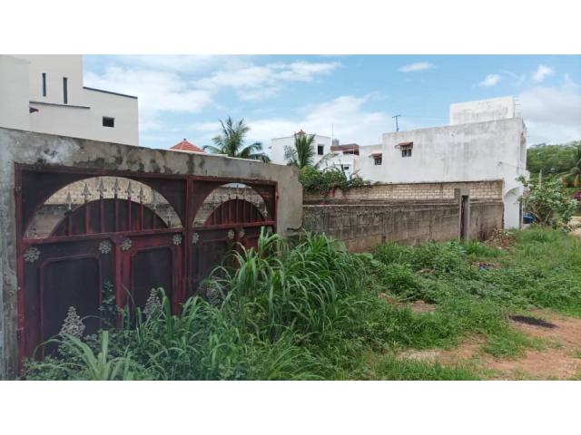 Terrain de 600 mètres carrés à vendre à Saly Sénégal