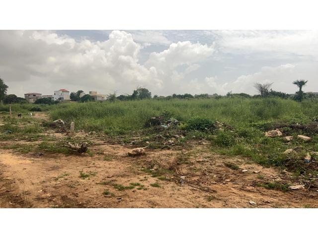 Terrain de 600 mètres carrés à vendre à Saly Sénégal