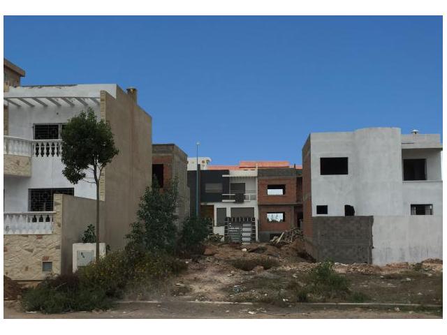 Terrain Zone Villa SS R+1 à vendre à Sidi Rahal