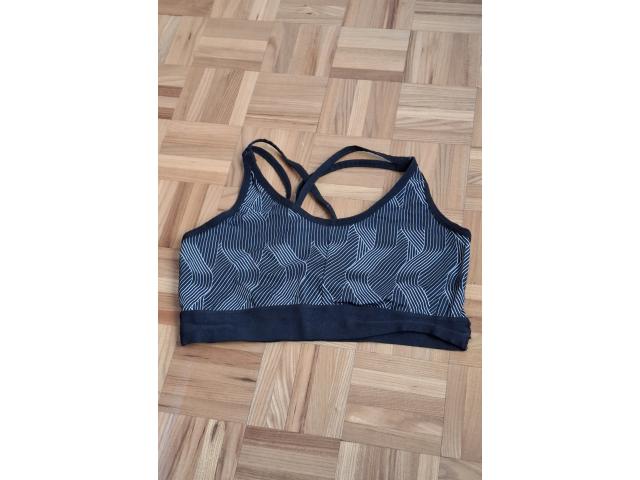 Top de sport noir-blanc Crivit