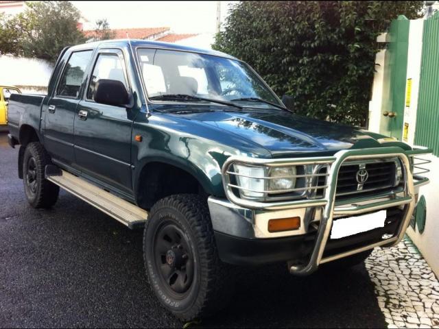 Toyota Hilux Pick Up Double Cabine