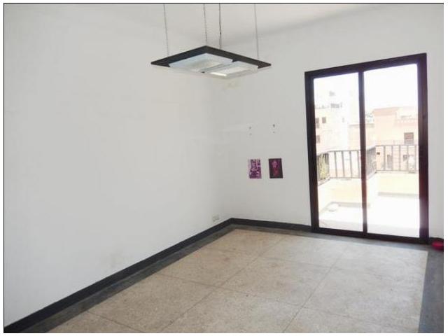 TRÈS BEAU APPT. USAGE BUREAU DE 114 M² À GUELIZ