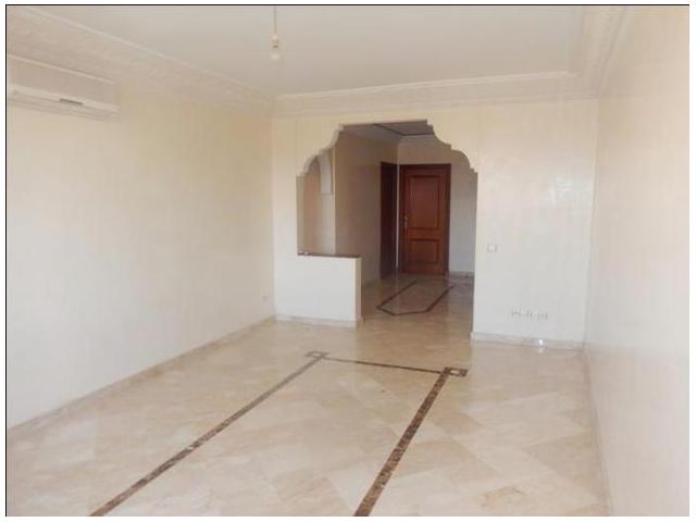 TRÉS BEL APPARTEMENT DE 83 M²
