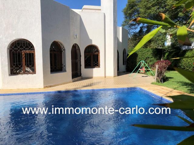 Photo Très belle villa avec piscine à  louer à Souissi image 1/4