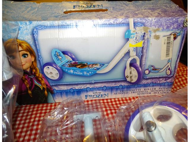 Trottinette Frozen II 3 Roues Disney la reine des neiges