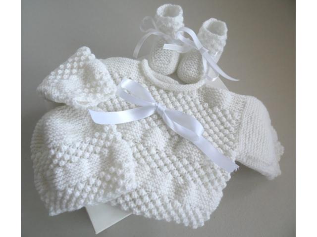 Photo Trousseau blanc naissance tricot laine bébé fait main image 1/6