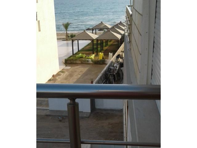 Photo un joli appartement avec terrasse vue mer image 1/5