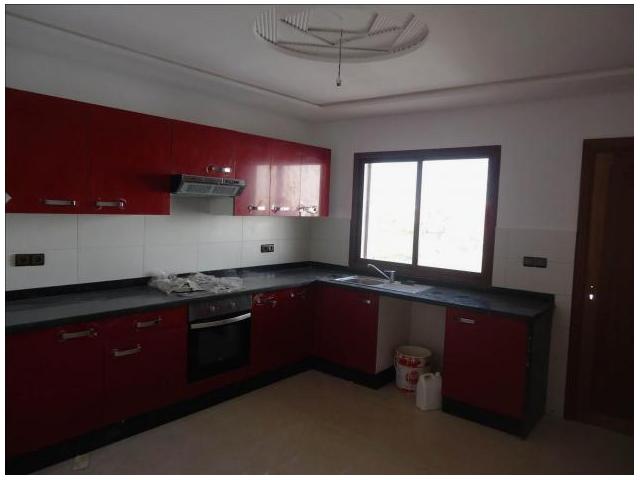 un jolie Haut villa 126 m2 a ibn badis