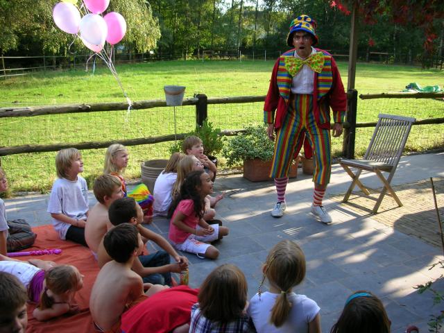 Un spectacle de clown pour fêter l'anniversaire de votre enfant à domicile!