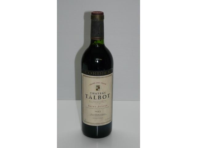 Une bouteille de Château Talbot (St-Julien) 1983