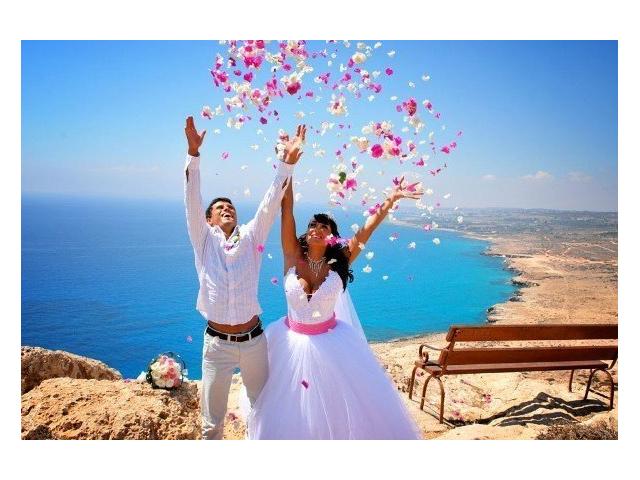 Photo Une évasion romantique pour les jeunes mariés grâce au Pack Nid d amour Soltane Zamanou à prix doux  image 1/3