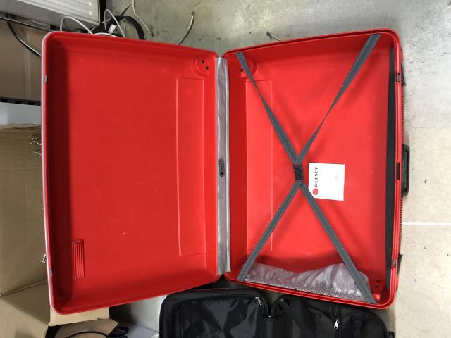 Valise rouge de marque Delsey + trolley gris