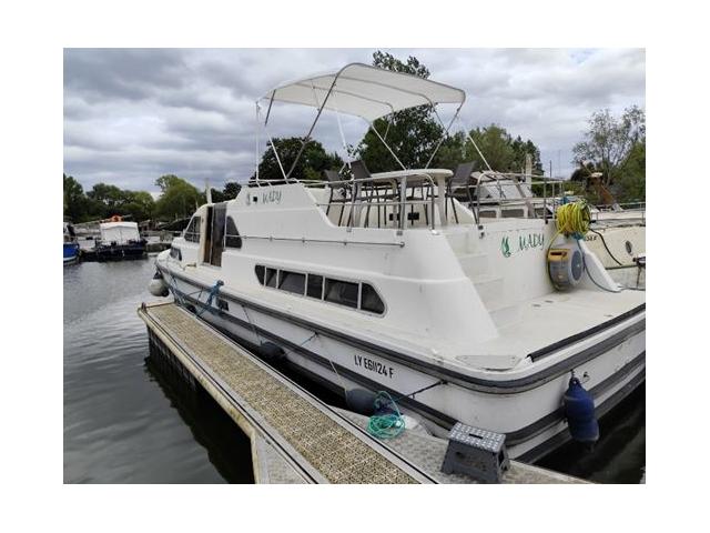 VEDETTE CROWN CRUISERS NAUTILIA CLASSIQUE 7 FLY