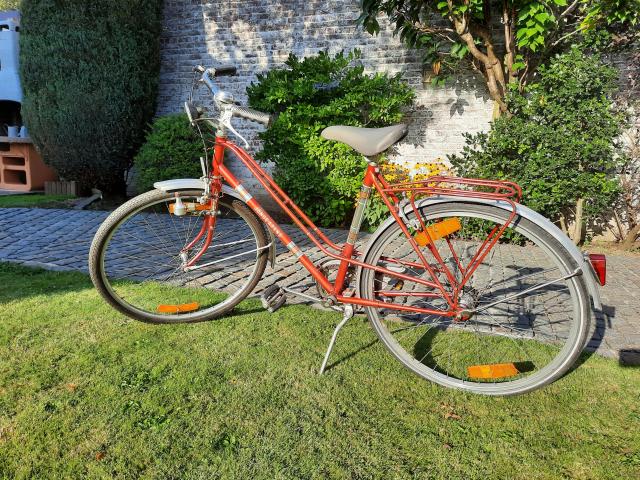 Vélo ancien, mixte avec Sturmey Archer 3 vitesses