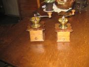 Annonce Vend 2 anciens moulin a café