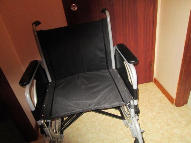 vend fauteuil roulant manuel