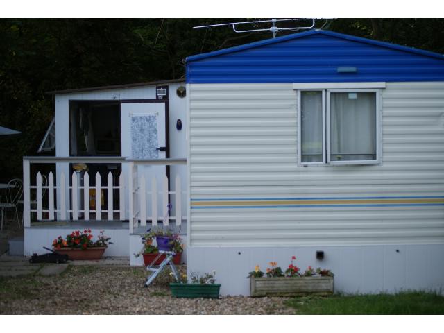 Photo VEND MOBIL-HOME WILLERBY SUPERNOVA 2005 image 1/4